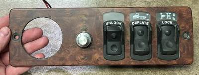 Kenworth T2000 Dashboard Switch