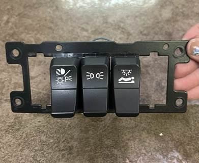 Kenworth T680 Dashboard Switch