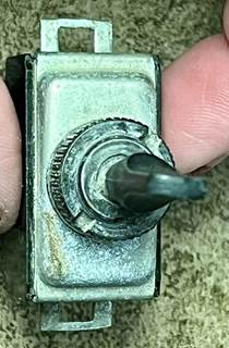 FREIGHTLINER Toggle Switch USA 0610 P/N: 681-545-07-22