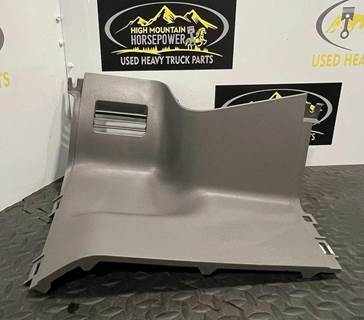 Peterbilt 384 Dashboard Assembly