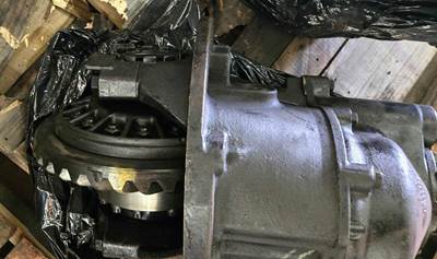 Eaton DS404-3.36 Front Differential for a International 9400I