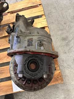 Eaton DSH40 Front Differential for a Kenworth T800