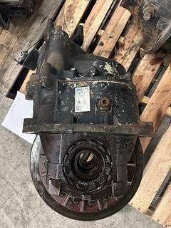 Eaton DSH40 Front Differential for a Kenworth T660