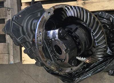 Eaton Front Differential for a Kenworth T6 Series
