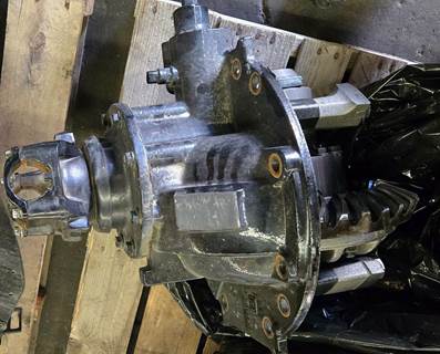 Meritor MRL2014X308 Front Differential for a Kenworth T680