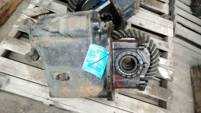Meritor RDP20145-2.64 Front Differential for a Freightliner Cascadia