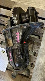 Paccar MV2014PL Front Differential for a Peterbilt 579