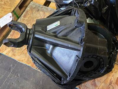 Eaton R46-170D Rear Differential for a Peterbilt 320