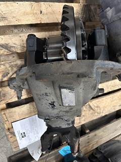 Eaton RDH40 Rear Differential for a Kenworth T880