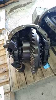 Meritor RRL23160-4.10 Rear Differential for a Kenworth W900B