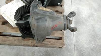 Paccar MR2014P325 Rear Differential for a Kenworth T680