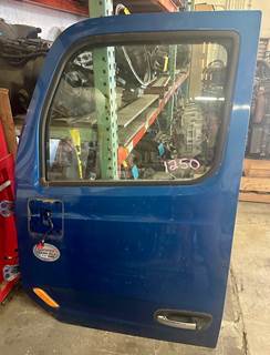 Peterbilt 579 Left Front Door Assembly
