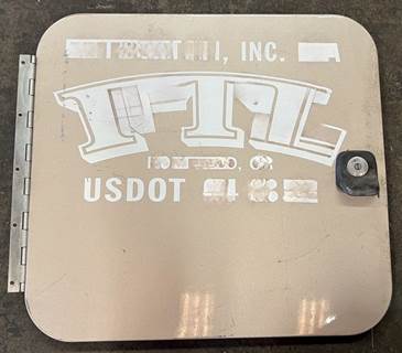 Driver side sleeper door pulled from a Peterbilt. Sleeper door is in good used