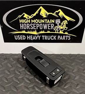 Kenworth T680 Right Electrical Parts