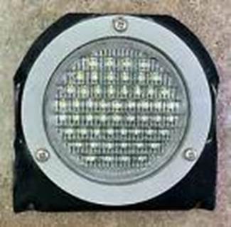 Truck-Lite 
Back Up Light w/ Bracket 
44235C 
TL-40720