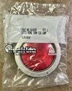 Truck-Lite  
Rear Turn Signal Lamp 
81301R 