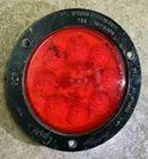 Grote  
Stop & Turn Light   
Part #'s: 5390 / 200924B / 9251 / 3101 / 5-528-474 