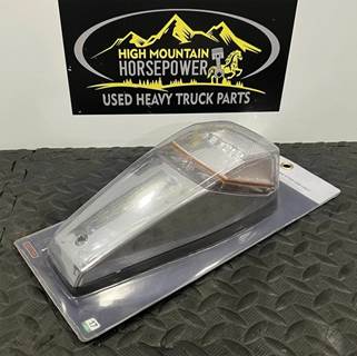 *NEW / Old Stock*  
United Pacific/Grakon
17 LED Grakon 5000 Style Cab Light Kit