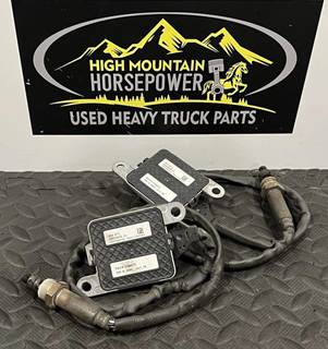 Continental  
Nitrogen Oxygen Sensor 
Truck #s: 1414 & 1417
*Sold Individually*