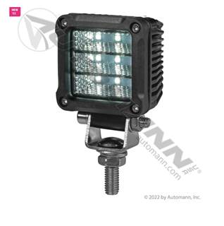 Work Lamp LED 2in Square
Flood Beam
1,500 Lumens 900 Effective