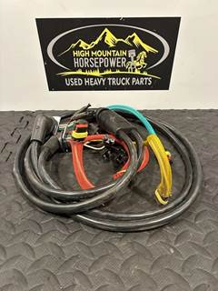 *NEW/Other*   Truck-Lite   Turn Signal Harness  P/N: 88930