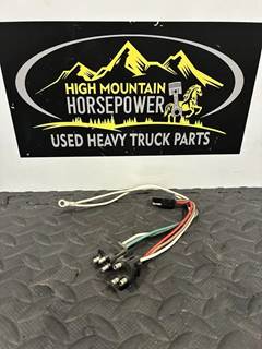 *NEW/Other* Truck-Lite   Stop/Tail/Turn Plug  W/ Adapter  (Right/Passenger)