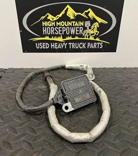 Kenworth T370 Engine Part