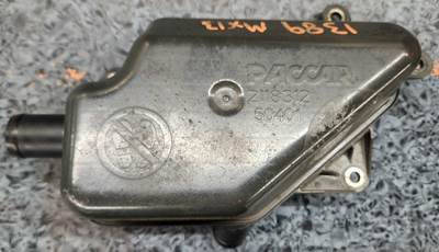 Kenworth Engine Part for a Kenworth W900