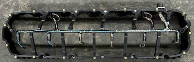 New / never used PACCAR MX13 valve train casing assembly / jake fence / injector