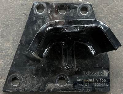 Kenworth T3 Series Left Engine Mount
