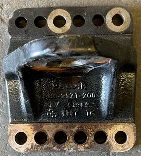 Kenworth T4 SERIES Left Engine Mount