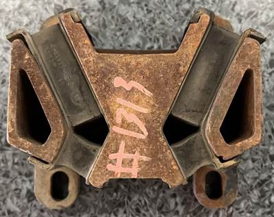 Peterbilt 387 Engine Mount