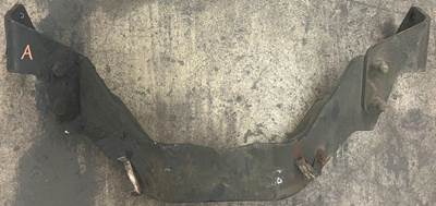 Front engine mount pulled from a PACCAR truck, non-wrecked. Mount may be