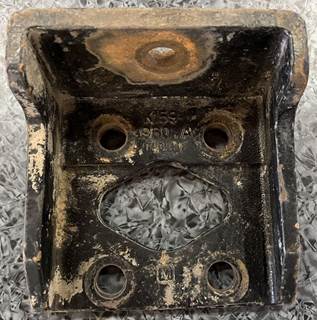 Rear engine support motor mount pulled from a PACCAR. Motor mount is in good