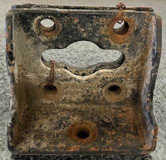 Rear engine support motor mount set pulled from a PACCAR. Motor mounts are in