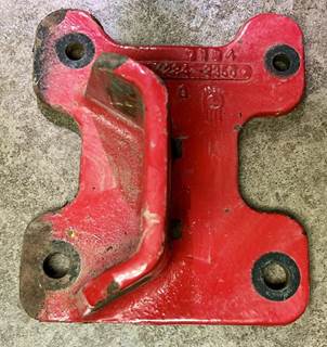 Kenworth 
Engine Mount Support Bracket 