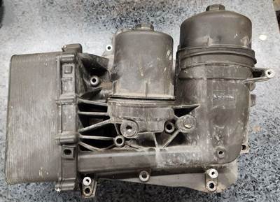 Kenworth T680 Engine Oil Cooler