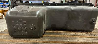 Paccar PX-9 Engine Oil Pan for a Kenworth T400