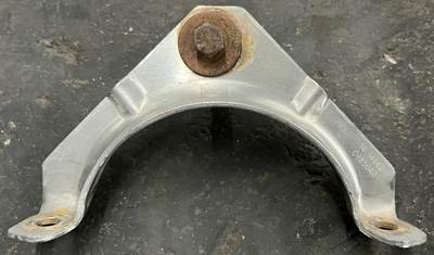 Exhaust clamp pulled from a PACCAR truck. Exhaust clamp is in good used