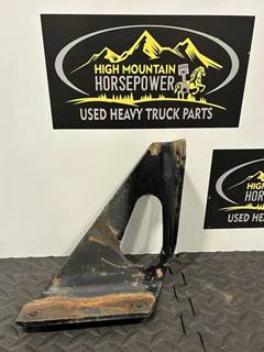 KENWORTH   Exhaust Bracket / Brace   P/N: 046-1737