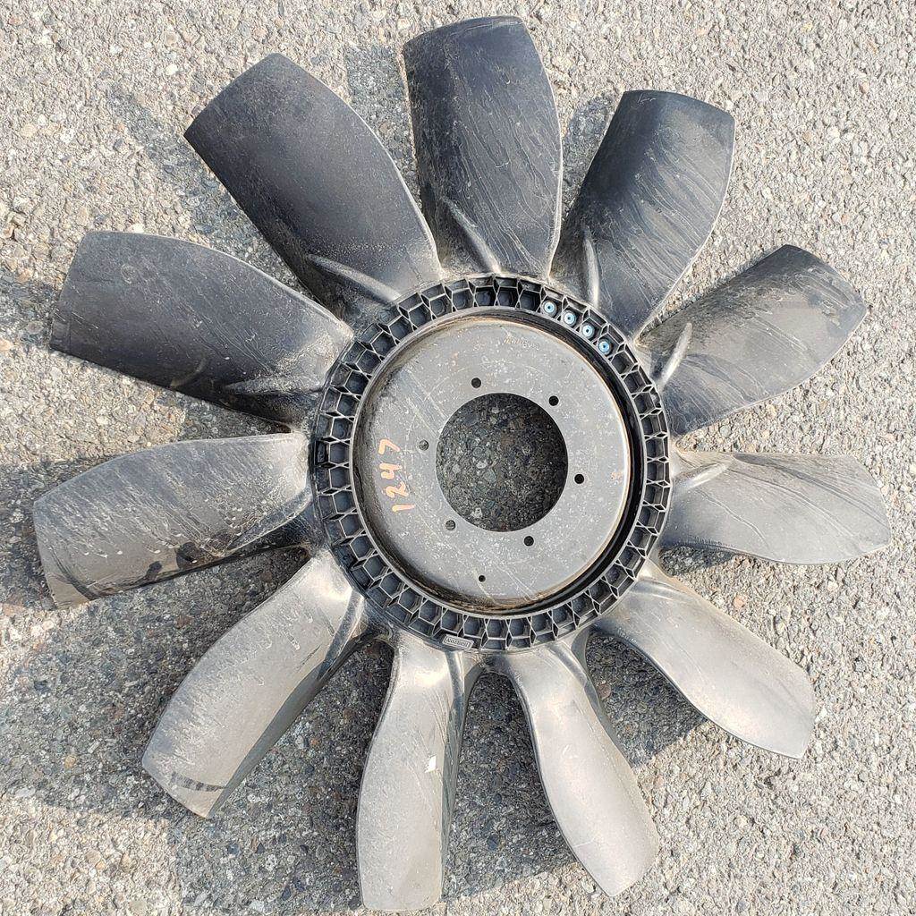 2016 Peterbilt 579 Fan Blade For Sale Spokane Valley, WA 3848