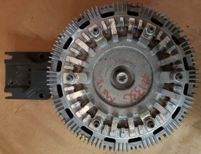 Kenworth T800 Fan Clutch for a Kenworth T8 Series