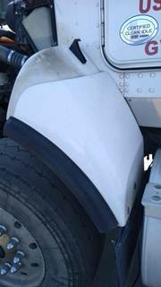 Kenworth T400 Left Fender Extension