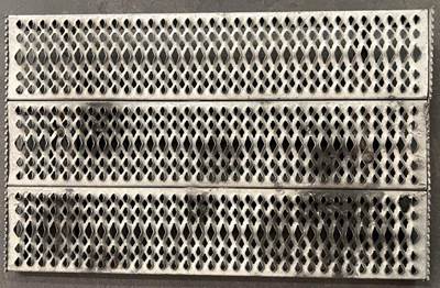 Deck plate / cat walk pulled from a Peterbilt. Cat walk is in good used