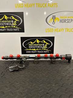 Paccar PX-9 Fuel Injector for a Kenworth T400