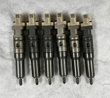 Peterbilt 320 Fuel Injector
