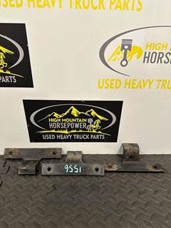 Kenworth T880 Fuel Tank Strap / Bracket