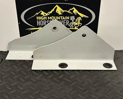 Kenworth T880 Right Fuel Tank Strap / Bracket