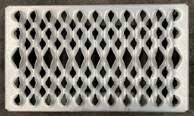 Peterbilt 567 Fuel Tank Strap / Bracket