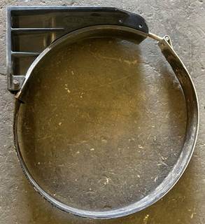 Peterbilt 579 Fuel Tank Strap / Bracket